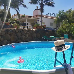 Dolores Con Piscina Y Vistas A La Gomera Сasa de vacaciones